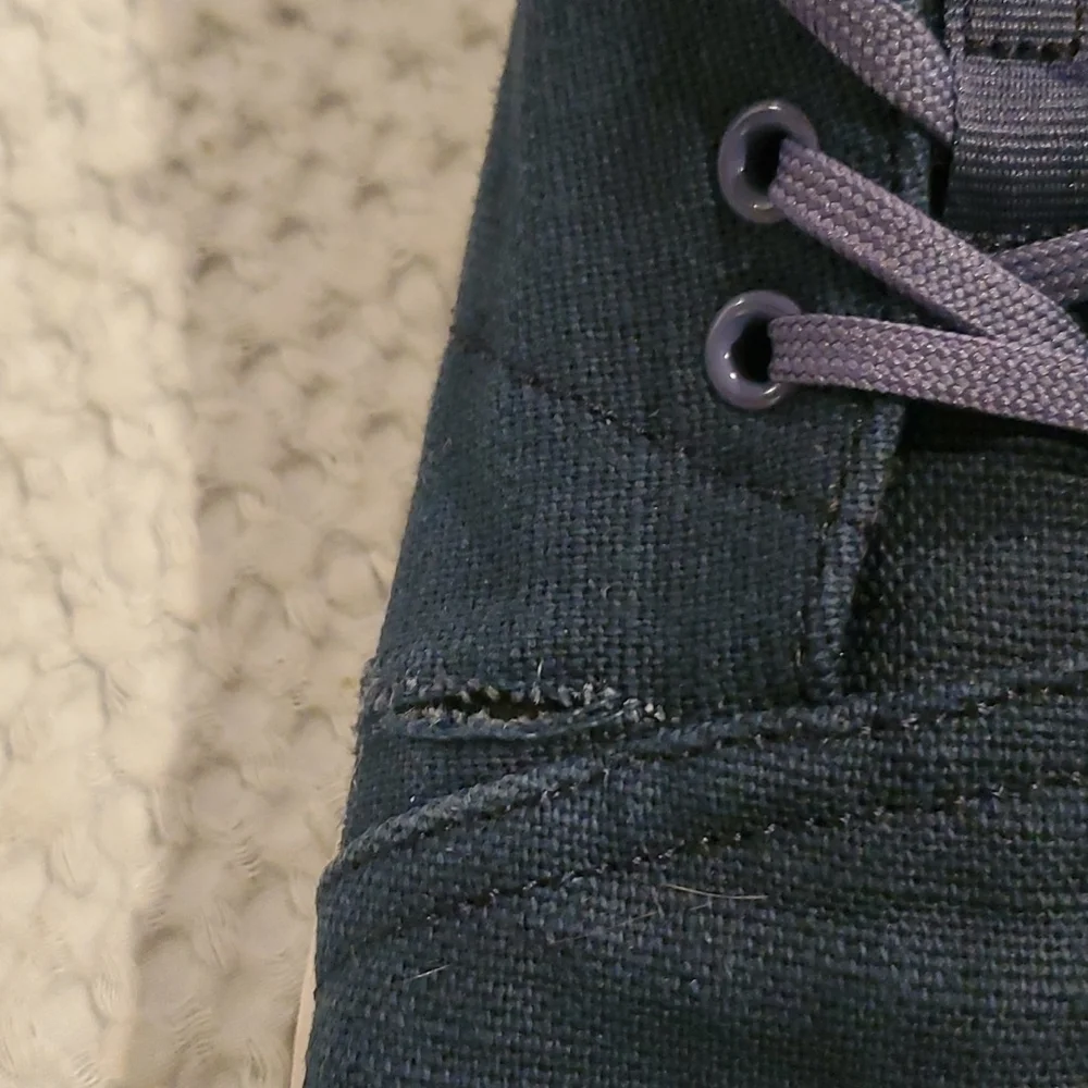 TOMS Navy Blue Sneakers Size 10 1/2 (#7)